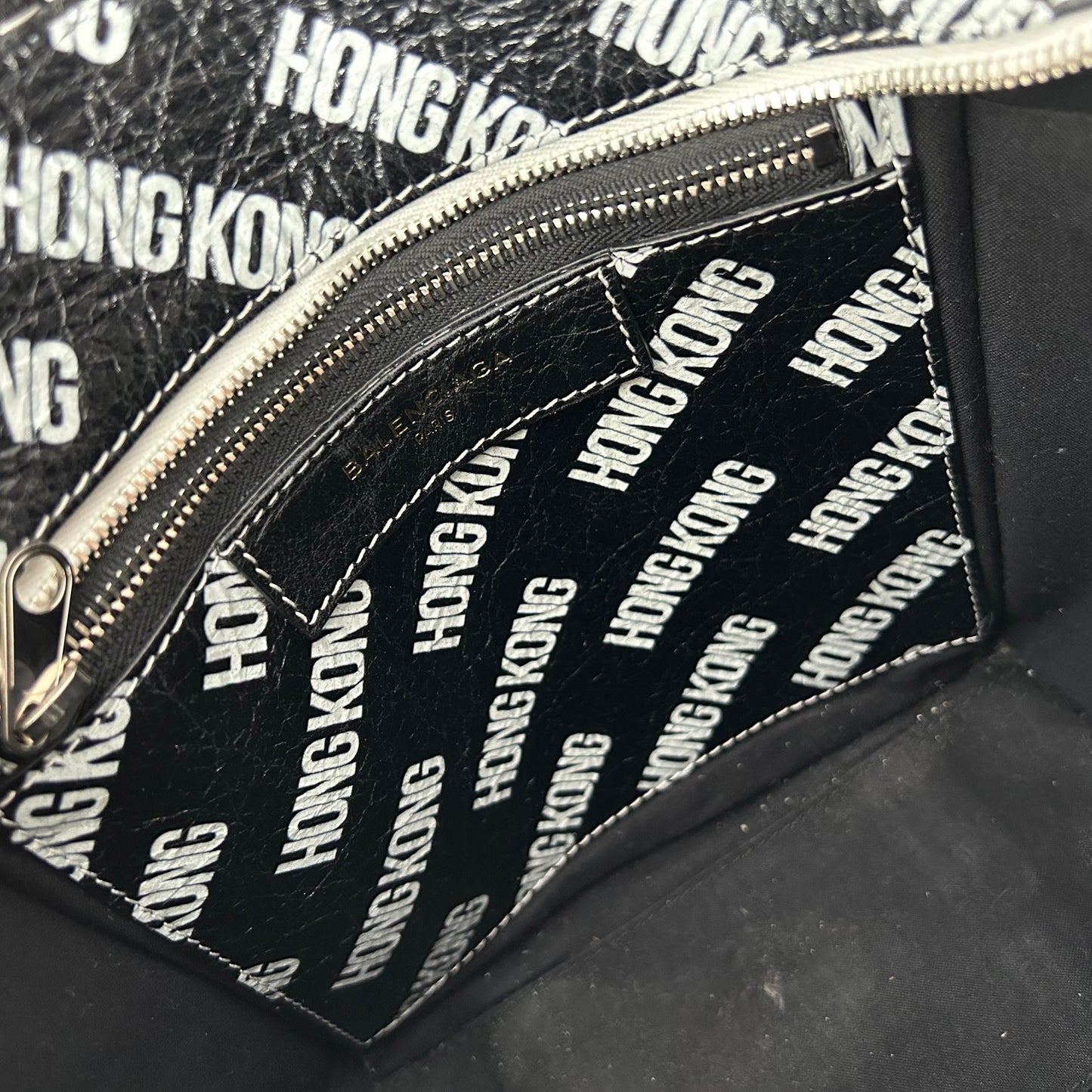 BALENCIAGA HONG KONG BAZAR LEATHER SHOPPER TOTE XS