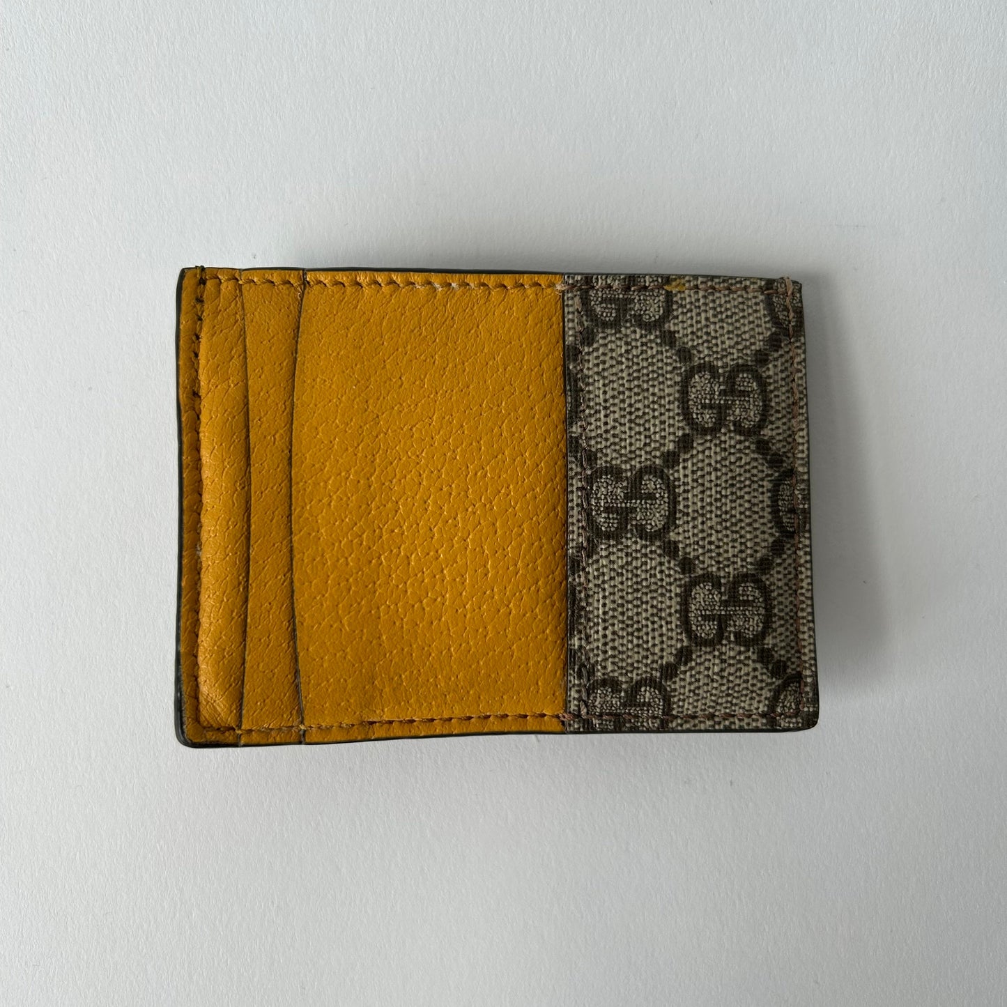 GUCCI SIGNATURE NEO VINTAGE GG SUPREME CARD HOLDER WALLET