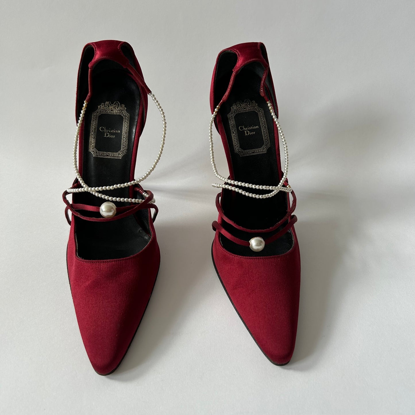 CHRISTIAN DIOR VINTAGE BURGUNDY PEARL PUMP
