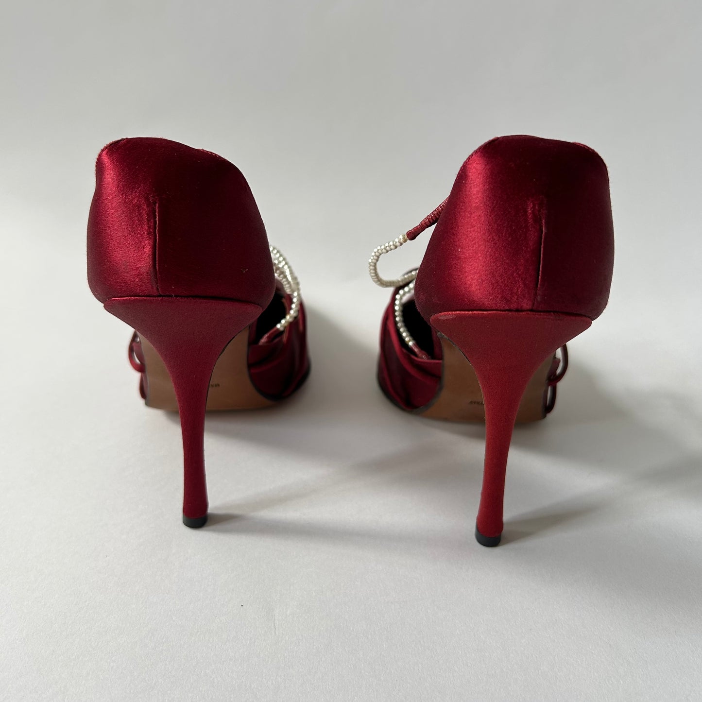 CHRISTIAN DIOR VINTAGE BURGUNDY PEARL PUMP