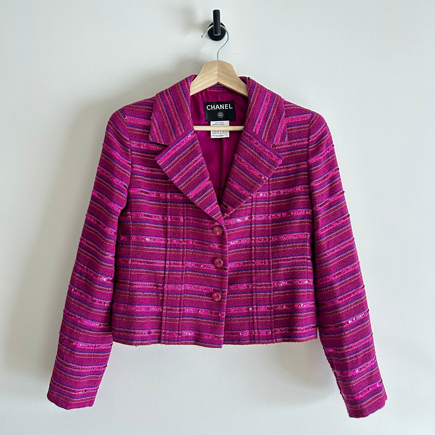 VINTAGE CHANEL FUSCHIA PINK SEQUIN BLAZER SIZE 36