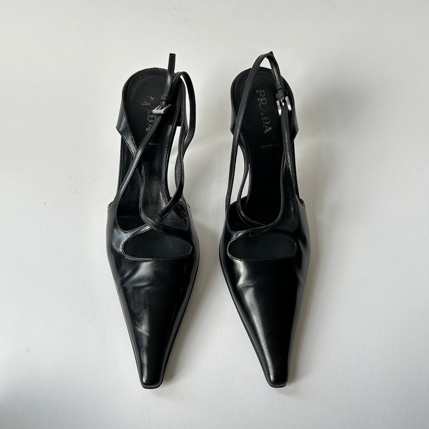 PRADA VINTAGE BLACK POINTED TOE KITTEN HEELS SIZE 7.5