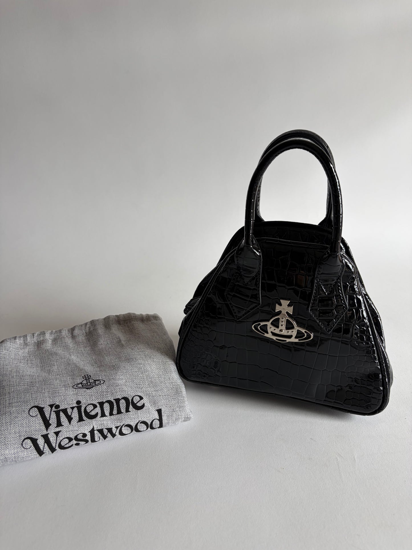 VIVIENNE WESTWOOD MINI YASMINE MINI SATCHEL
