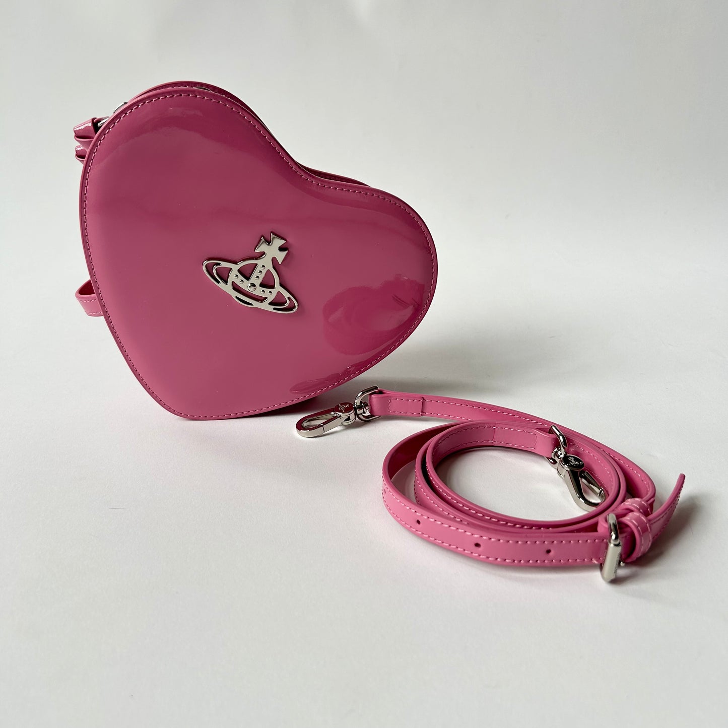 VIVIENNE WESTWOOD LOUISE PINK HEART PATENT LEATHER CROSSBODY BAG