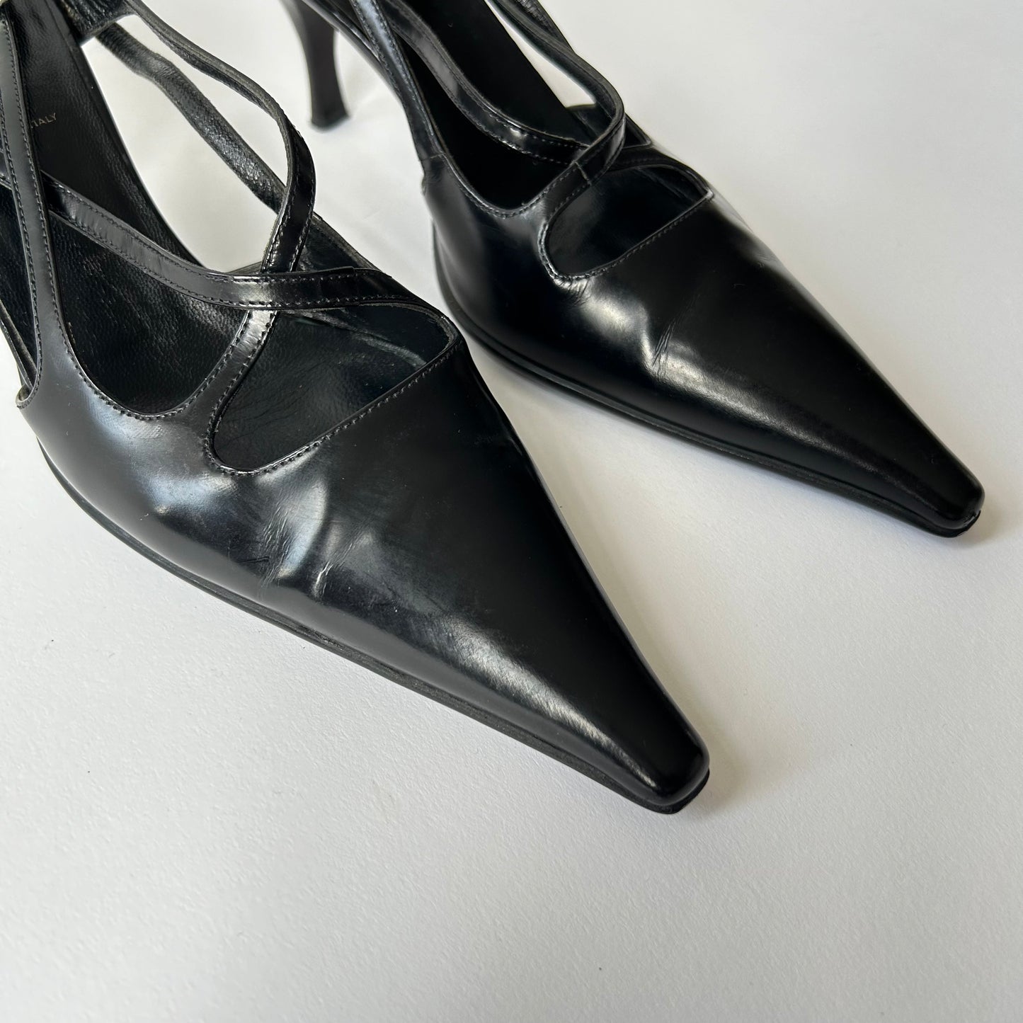 PRADA VINTAGE BLACK POINTED TOE KITTEN HEELS SIZE 7.5