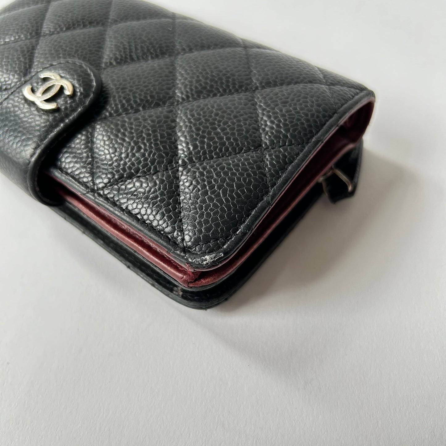 CHANEL QUILTED CC CAVIAR L-ZIP LEATHER WALLET