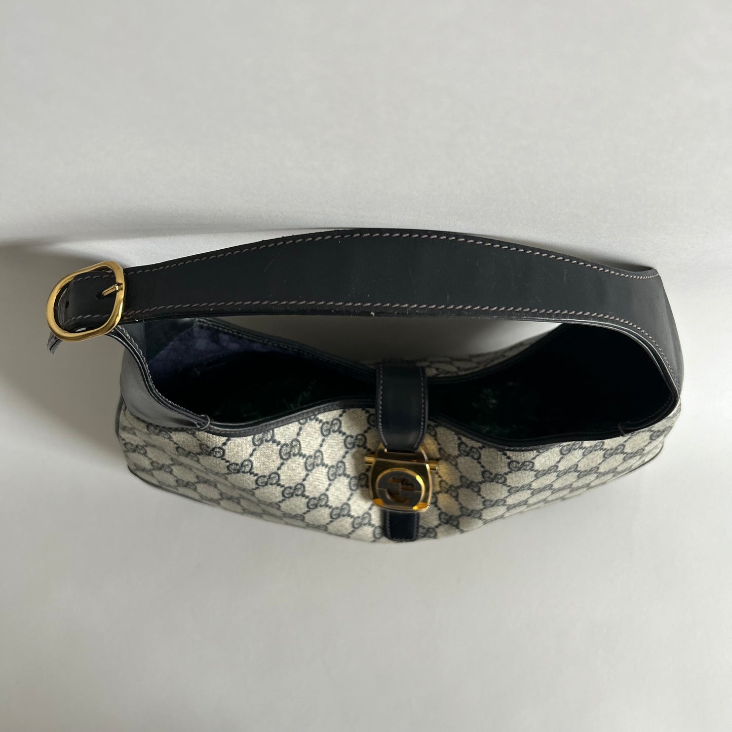 VINTAGE GUCCI MONOGRAM JACKIE BAG