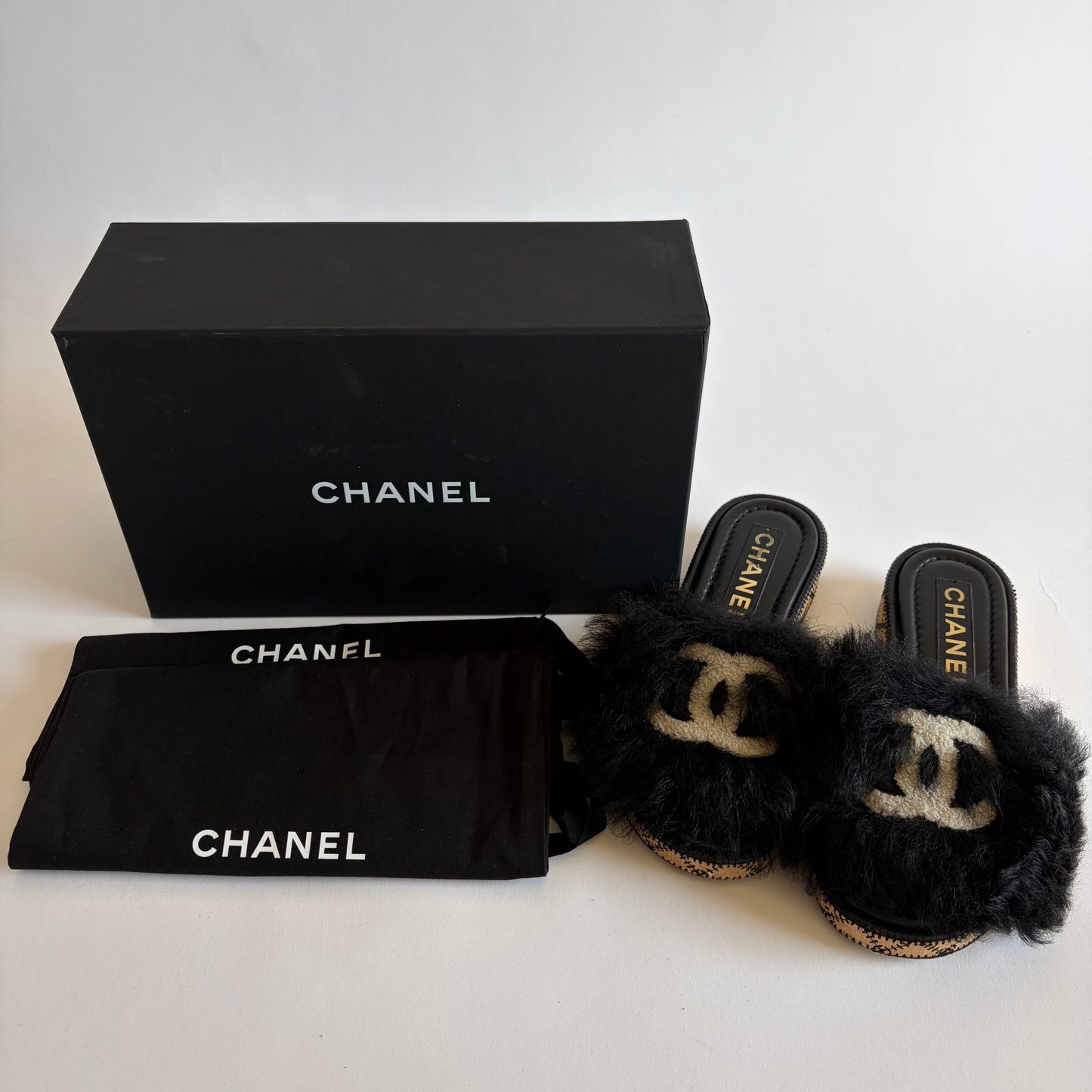 CHANEL SHEARLING FUR SANDALS CC LOGO