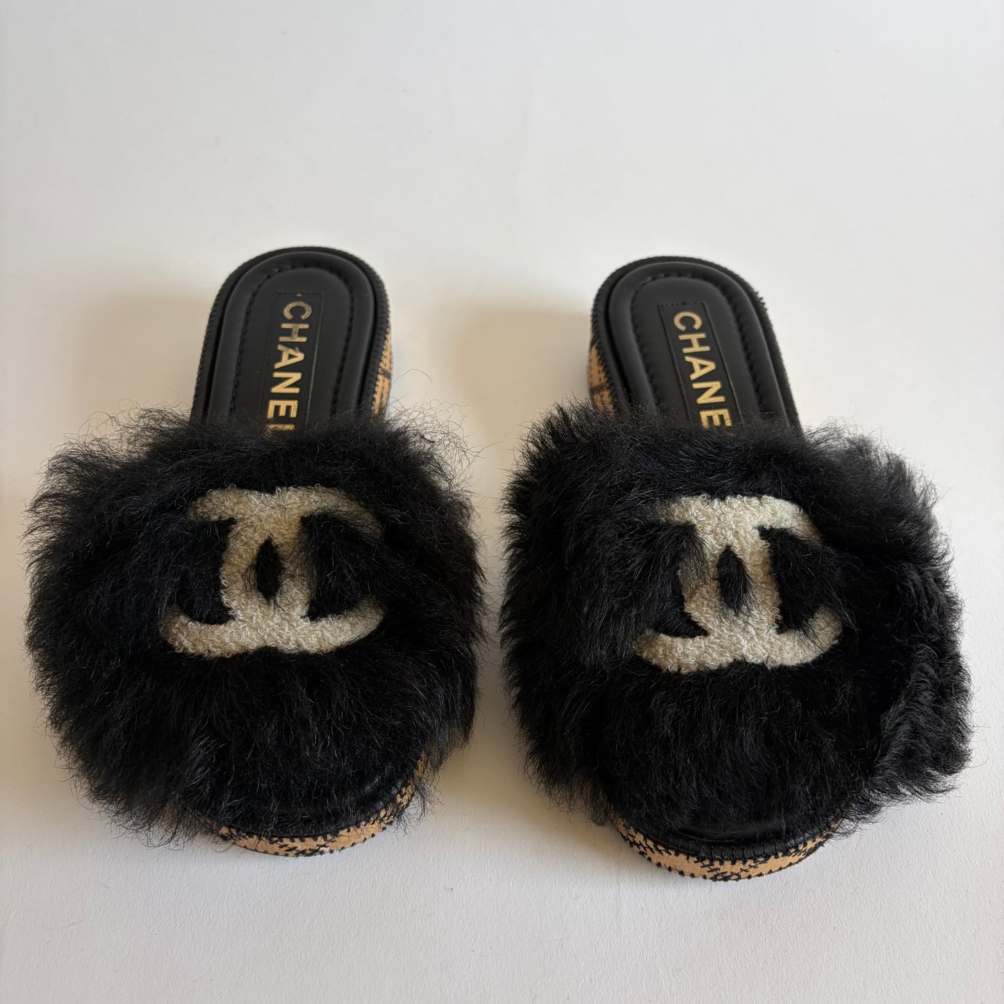 CHANEL SHEARLING FUR SANDALS CC LOGO