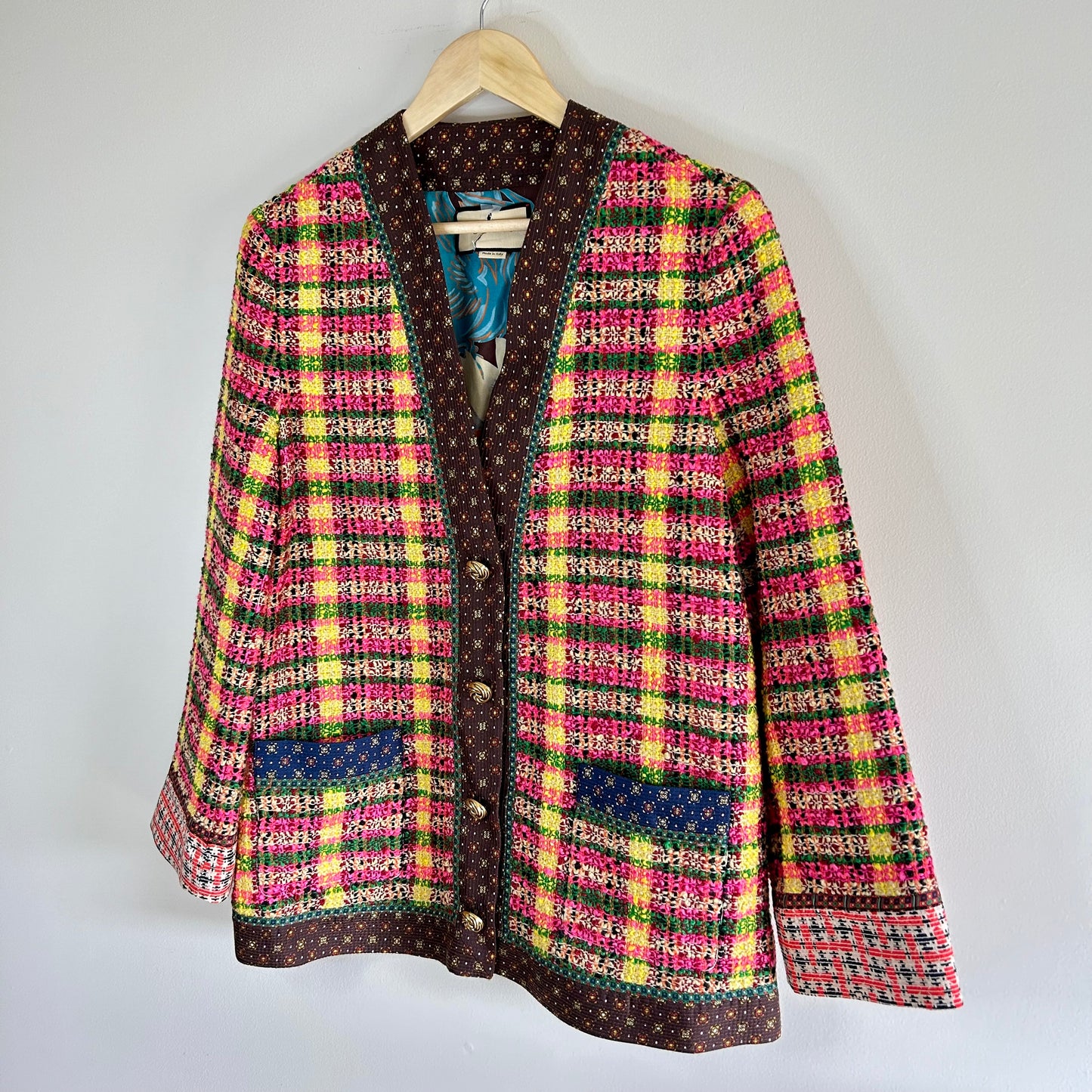 GUCCI CHECKED BUTTON DOWN TWEED BLAZER SIZE 42