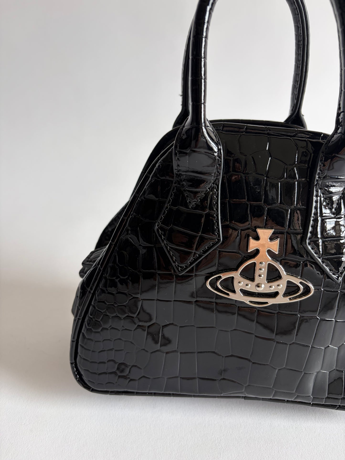 VIVIENNE WESTWOOD MINI YASMINE MINI SATCHEL