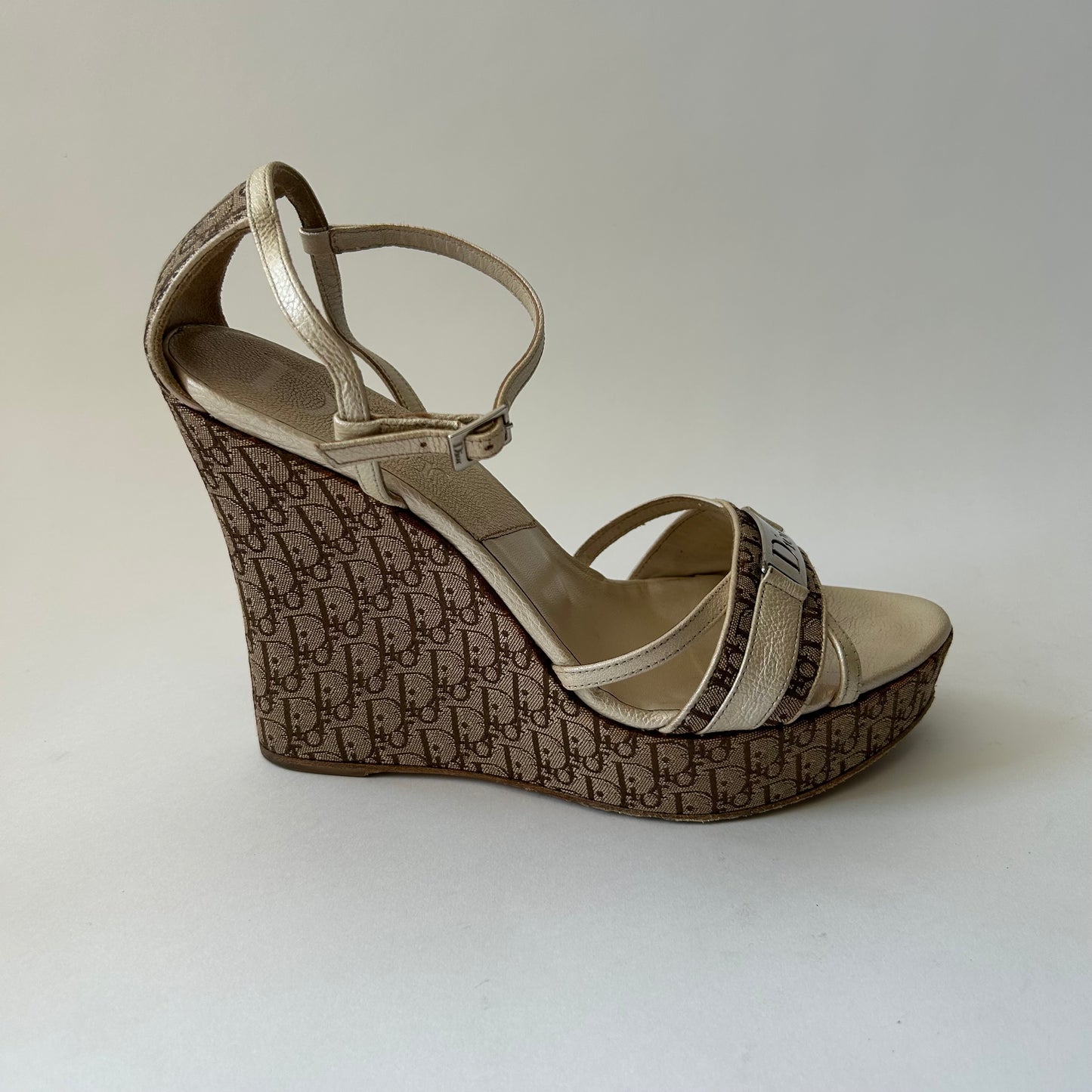 DIOR DIORISSIMO BEIGE WEDGE SANDALS