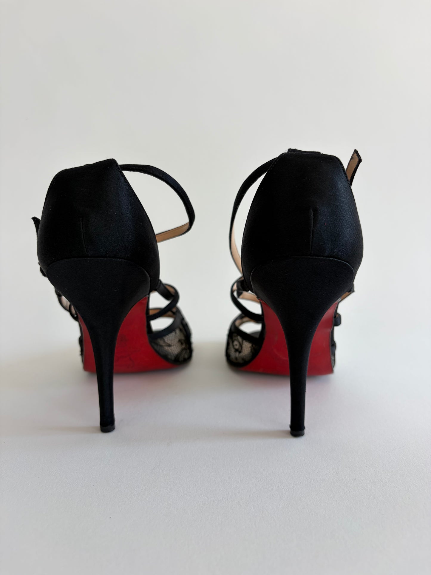 CHRISTIAN LOUBOUTIN VANITARITA LACE PEEP TOE HEEL