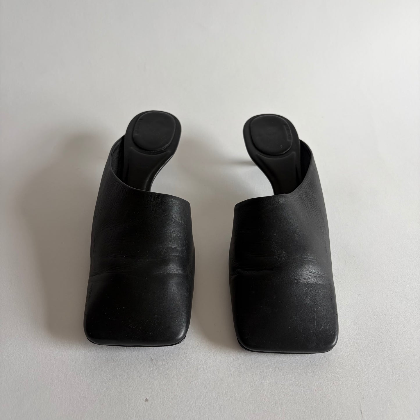 BALENCIAGA BLACK SQUARE TOE MULES