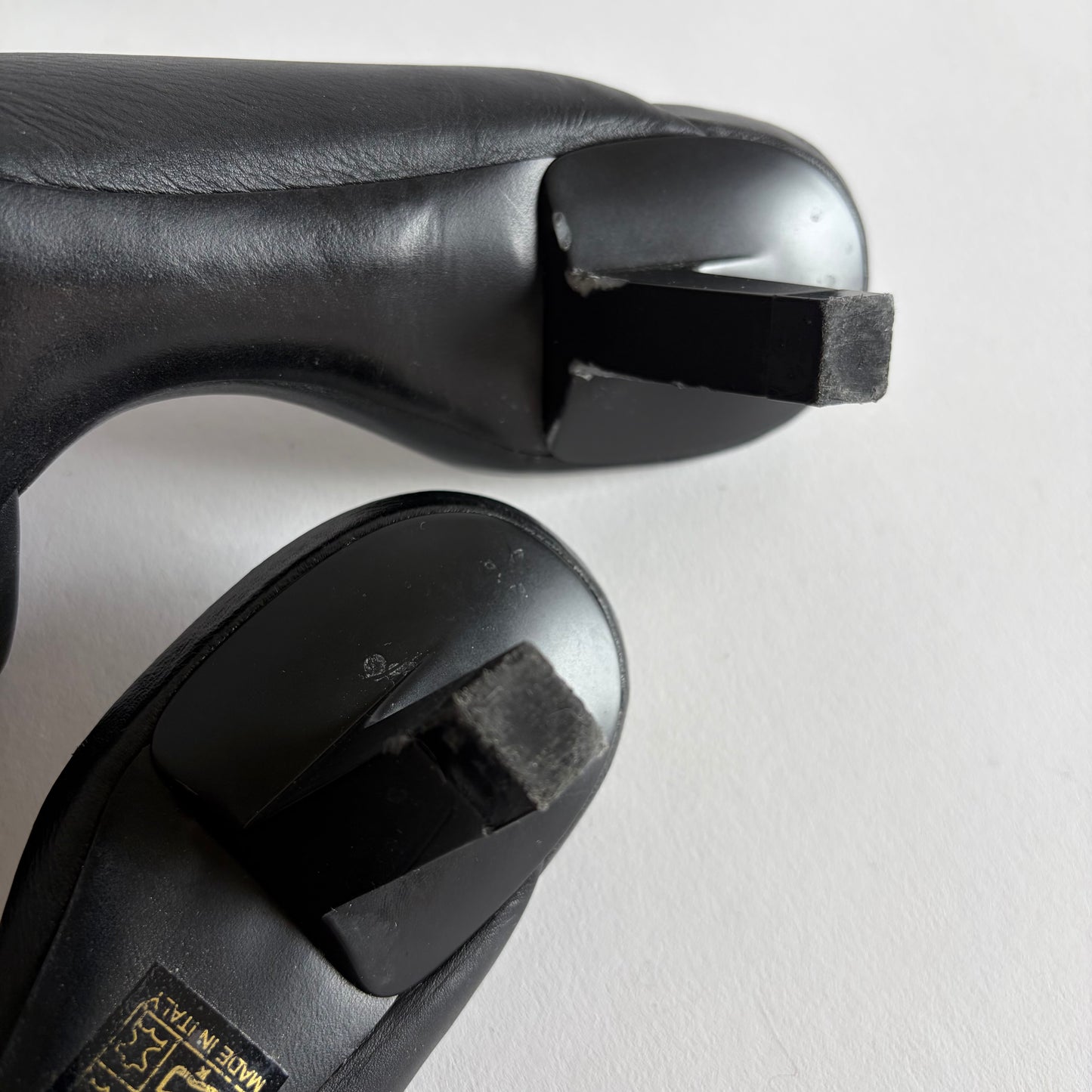 BALENCIAGA BLACK SQUARE TOE MULES