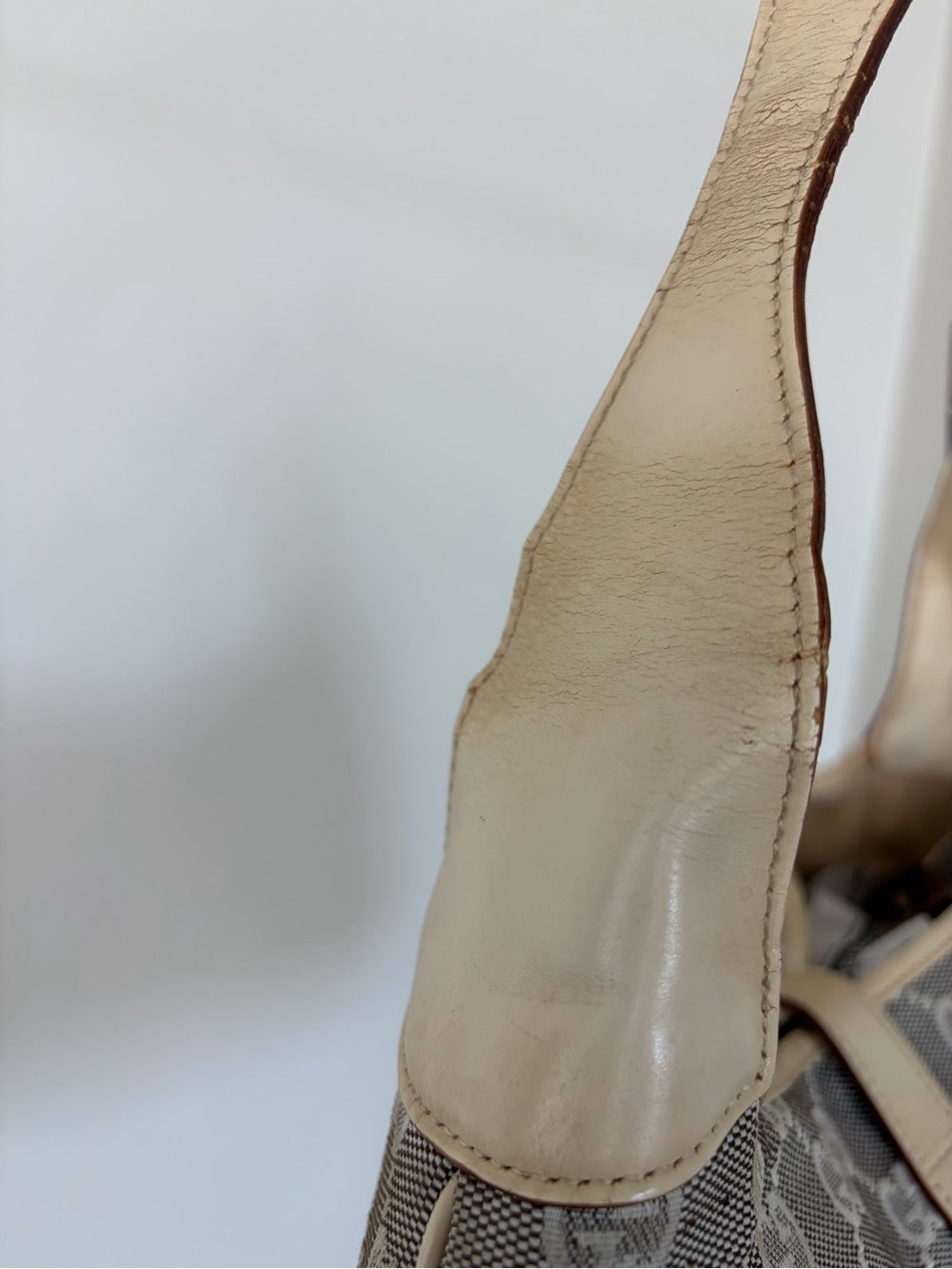 Gucci Vintage GG Canvas Jackie Monogram Cream Handbag
