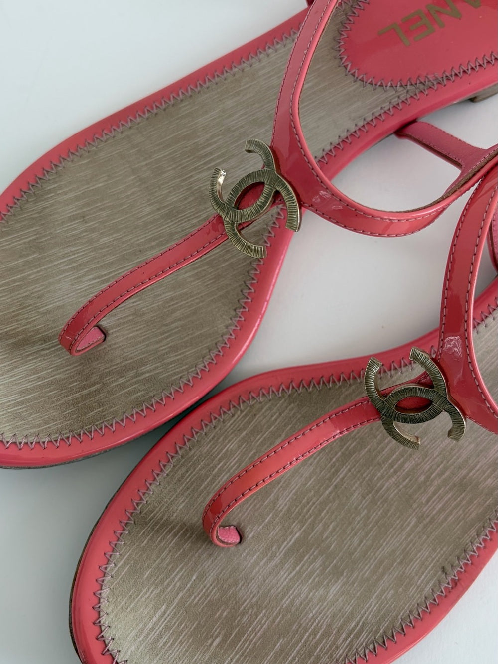 Chanel Interlocking CC Logo Patent Leather T-Strap Sandals Pink