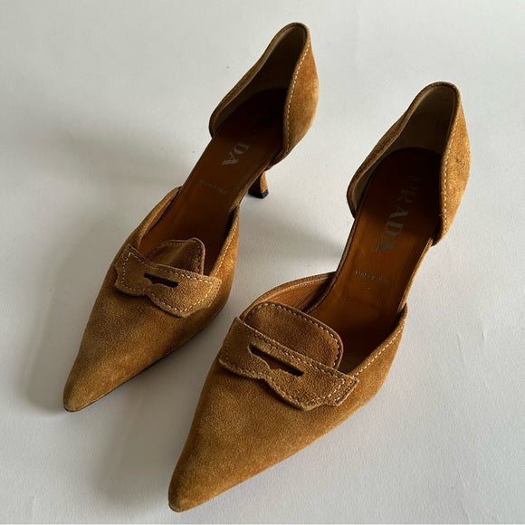 VINTAGE PRADA SUEDE TAN KITTEN HEELS