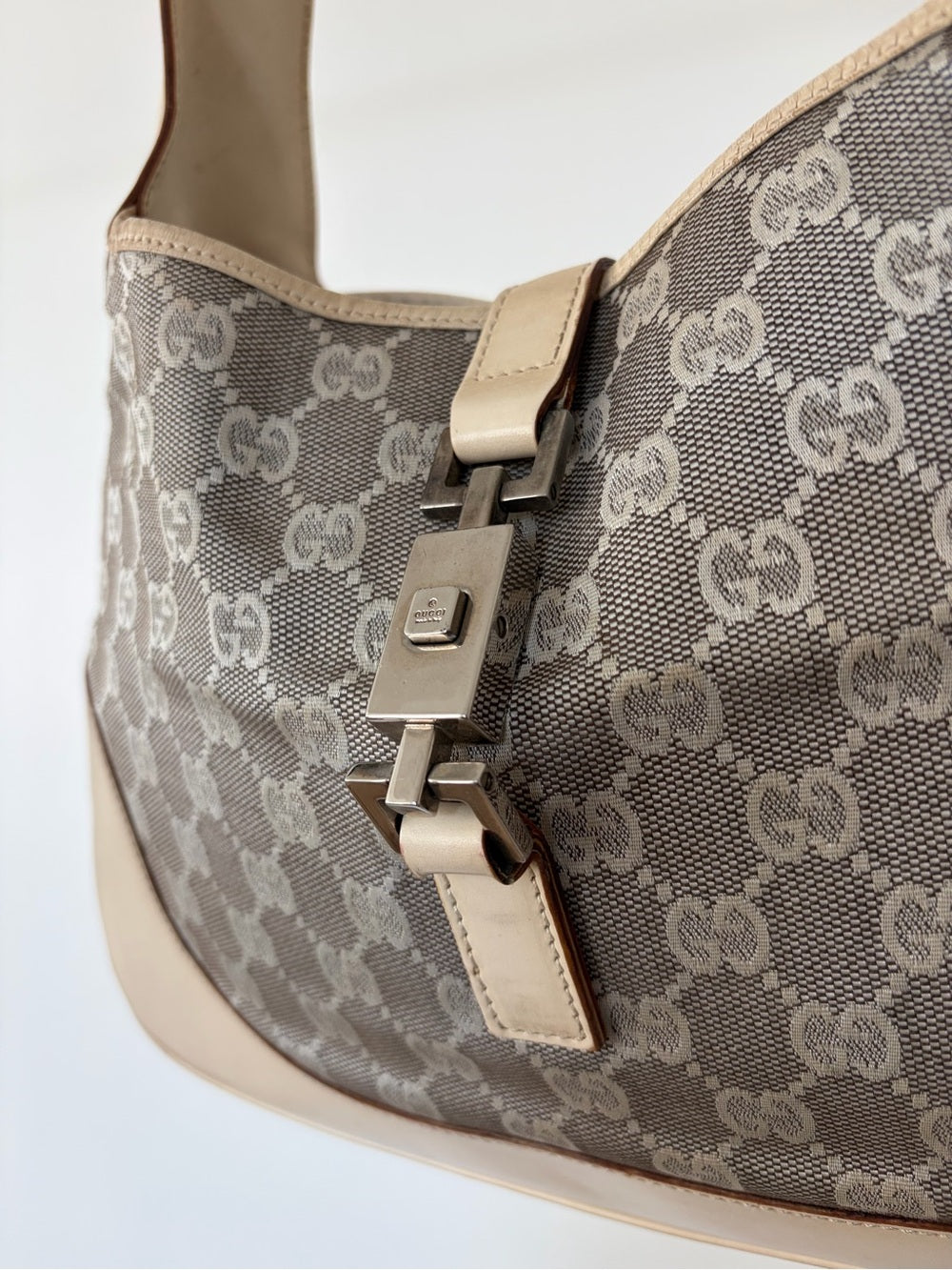 Gucci Vintage GG Canvas Jackie Monogram Cream Handbag