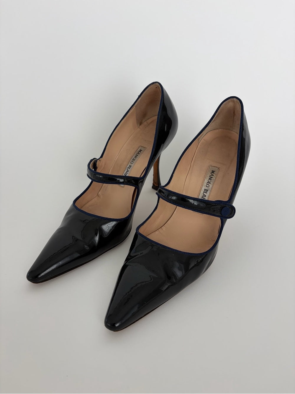 Manolo Blahnik Camparine Navy Blue Patent Leather Mary Jane Pumps Size 40