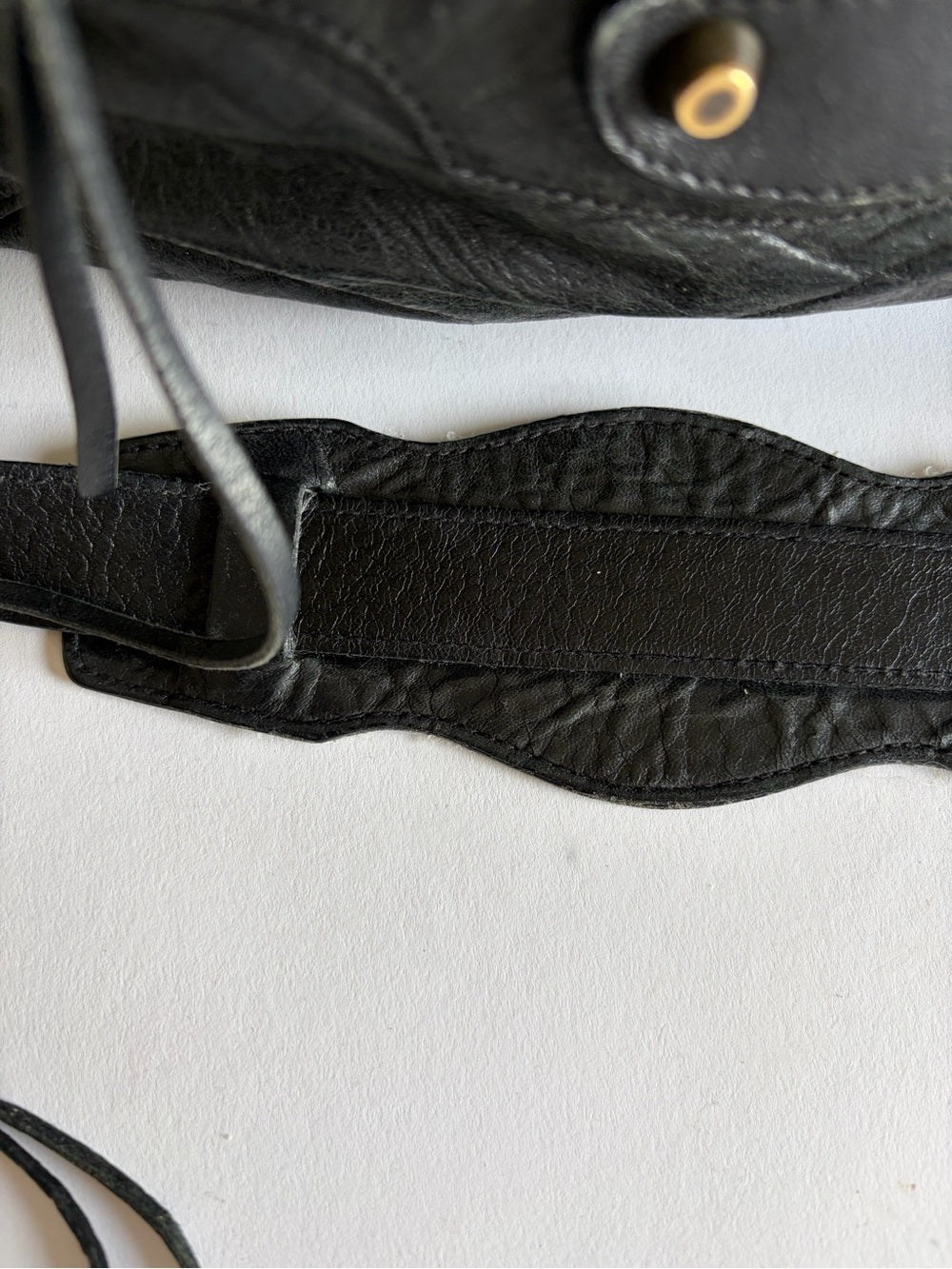 VINTAGE BALENCIAGA BLACK CITY BAG