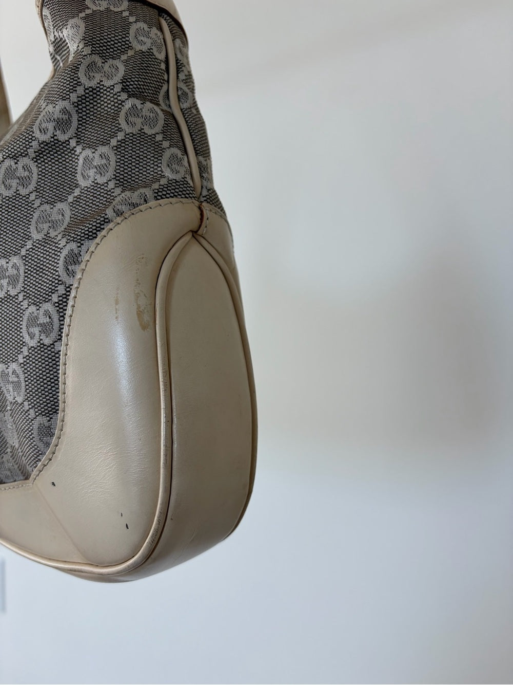 Gucci Vintage GG Canvas Jackie Monogram Cream Handbag