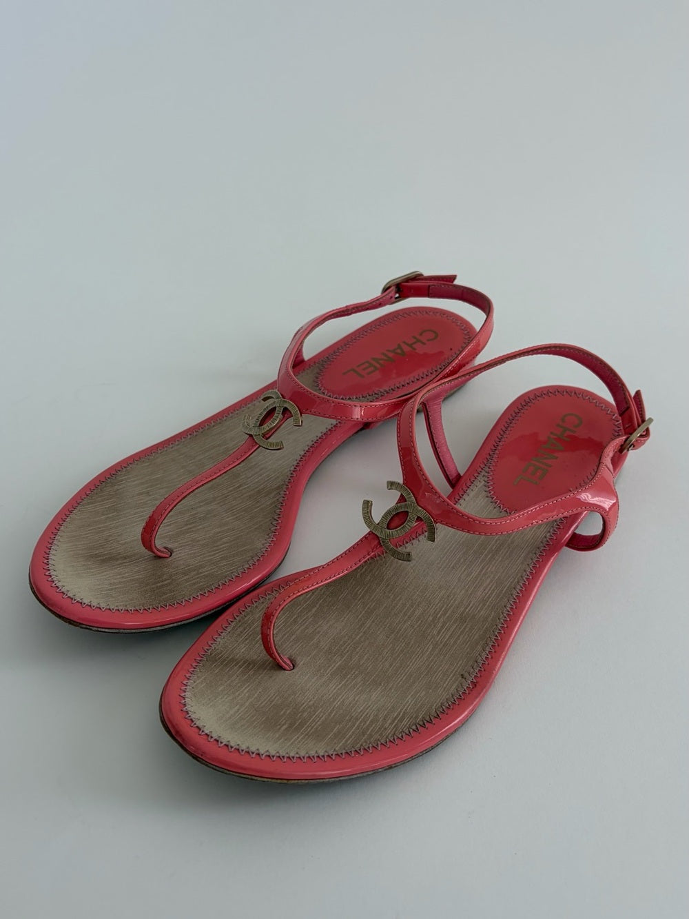 Chanel Interlocking CC Logo Patent Leather T-Strap Sandals Pink