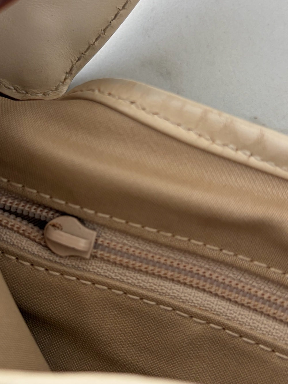 Gucci Vintage GG Canvas Jackie Monogram Cream Handbag
