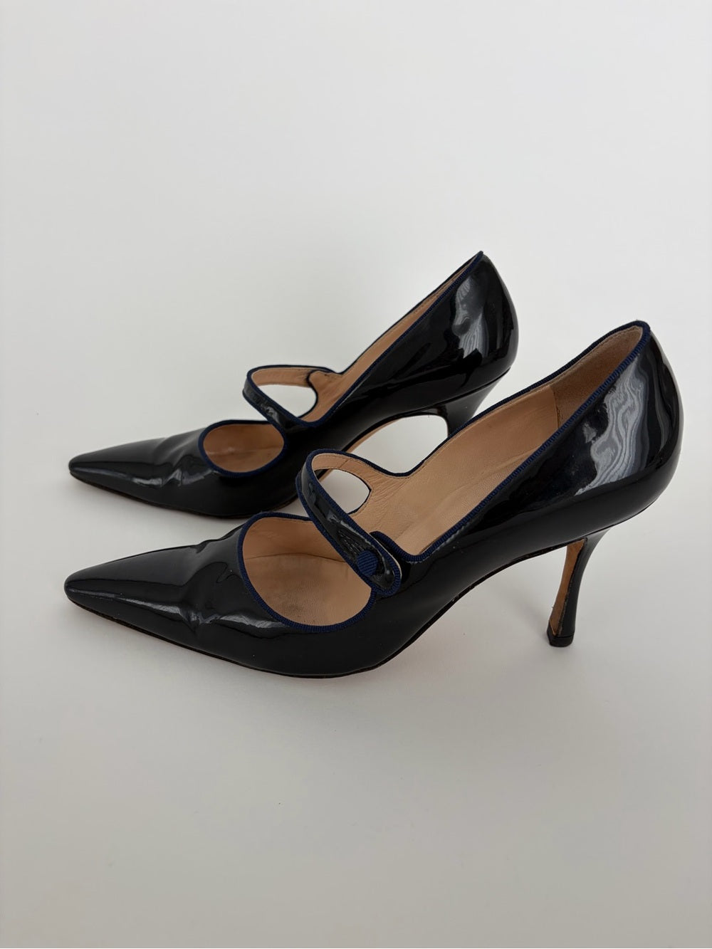 Manolo Blahnik Camparine Navy Blue Patent Leather Mary Jane Pumps Size 40